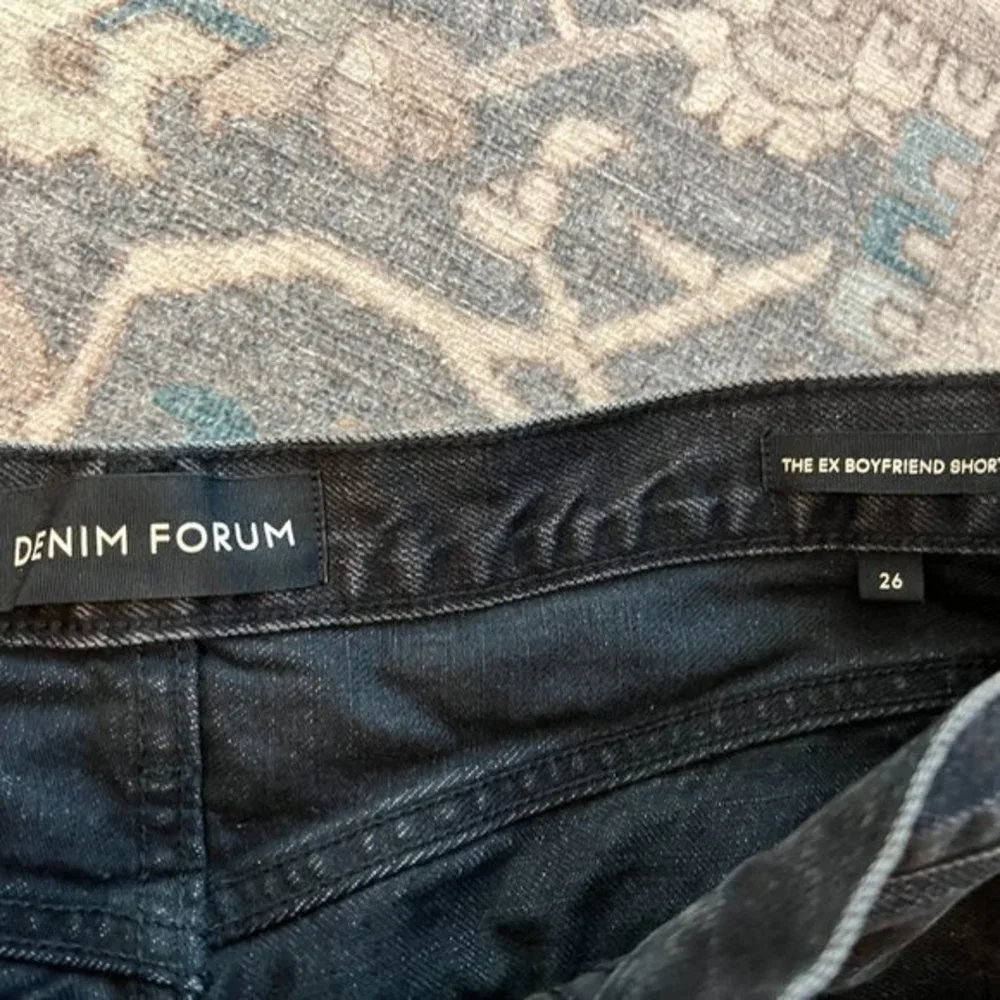 Aritzia Denim‎ Forum The Ex-Boyfriend Short size 26